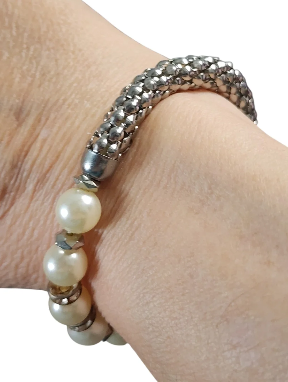 Faux Cream Pearl and Silvertone Bead Stretch Bracelet